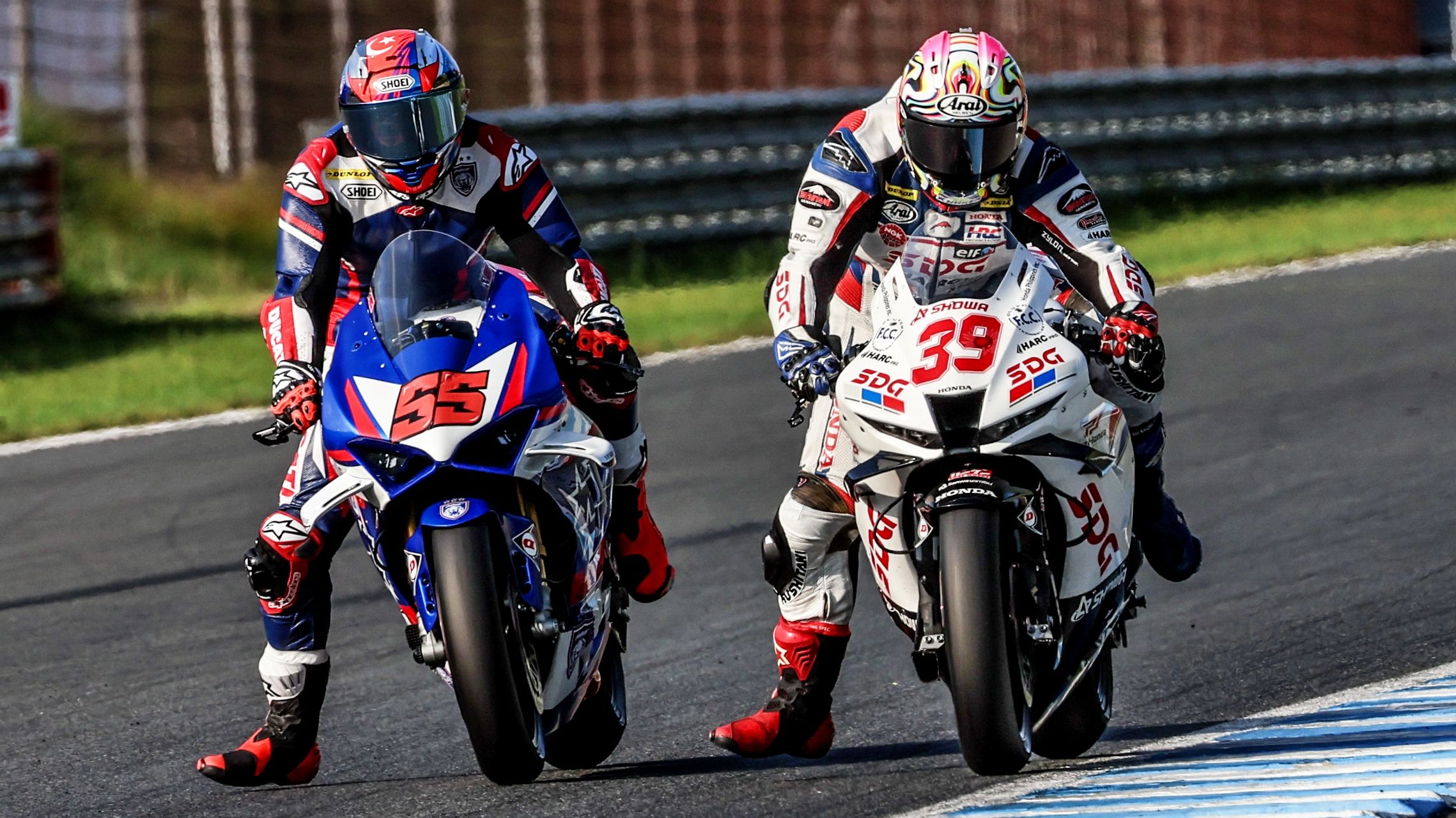 Hafizh Syahrin y Keito Abe se repartieron las victorias del Asia Superbike en Motegi