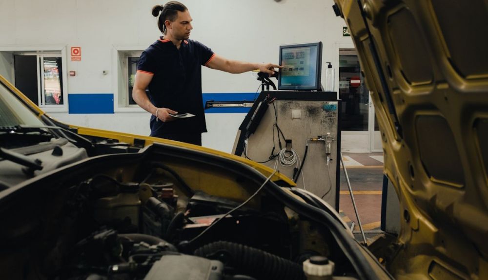 La ITV anual en coches a partir de los 10 años, obligatoria en España, en el punto de mira de Europa