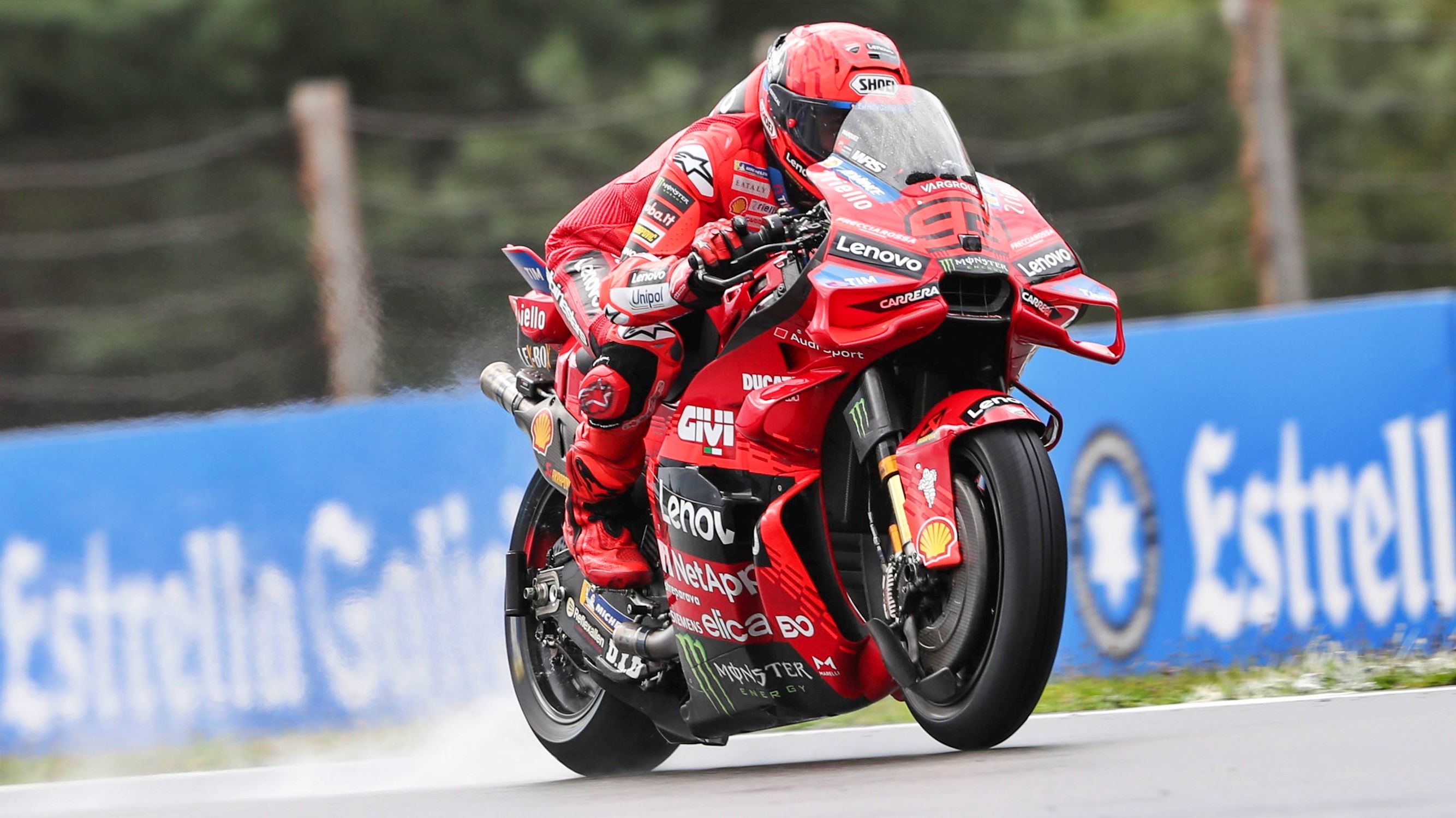 Marc Márquez ha dominado en el agua de Brno