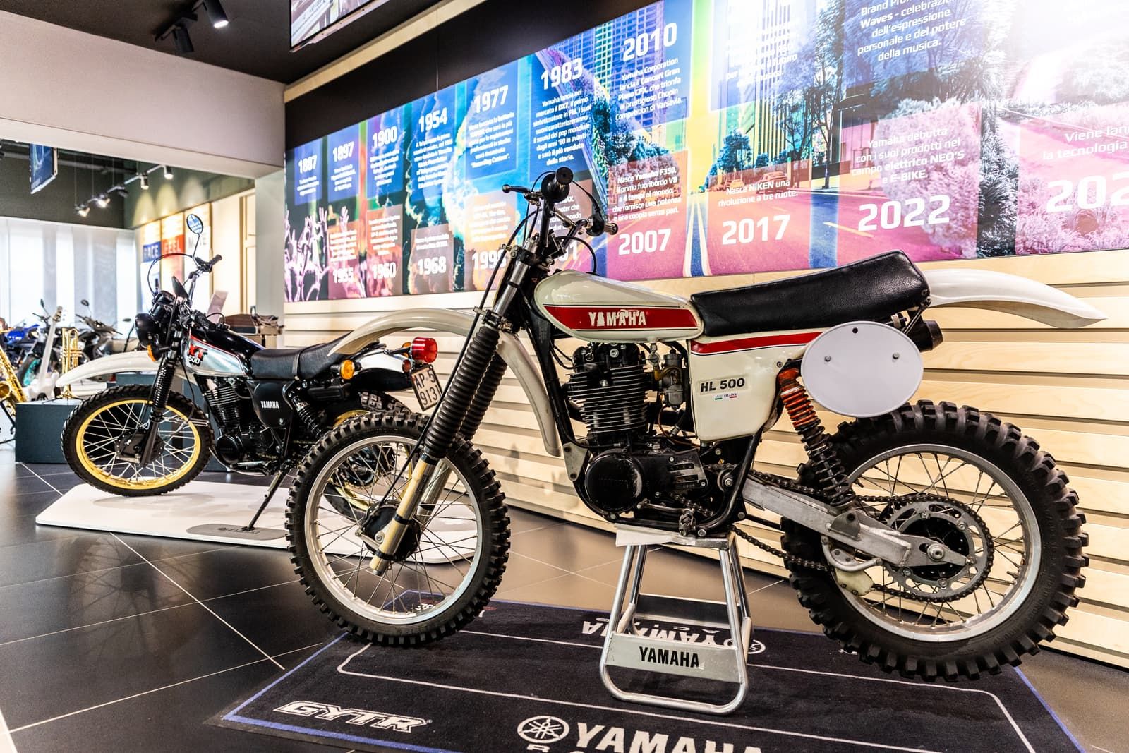 Two Yamaha One Passion (5)
