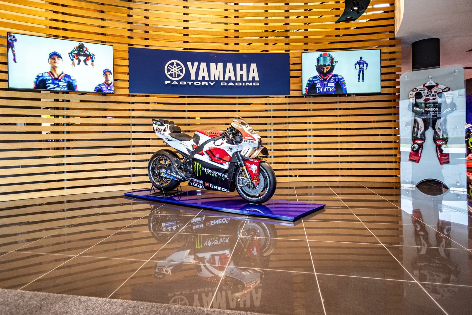 Two Yamaha One Passion (38)