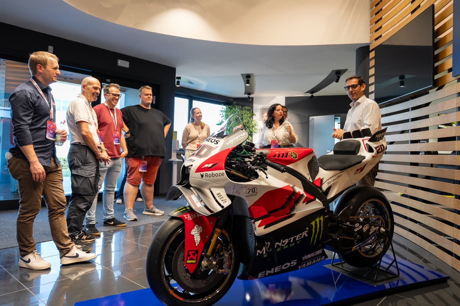 Two Yamaha One Passion Group 3 (12)