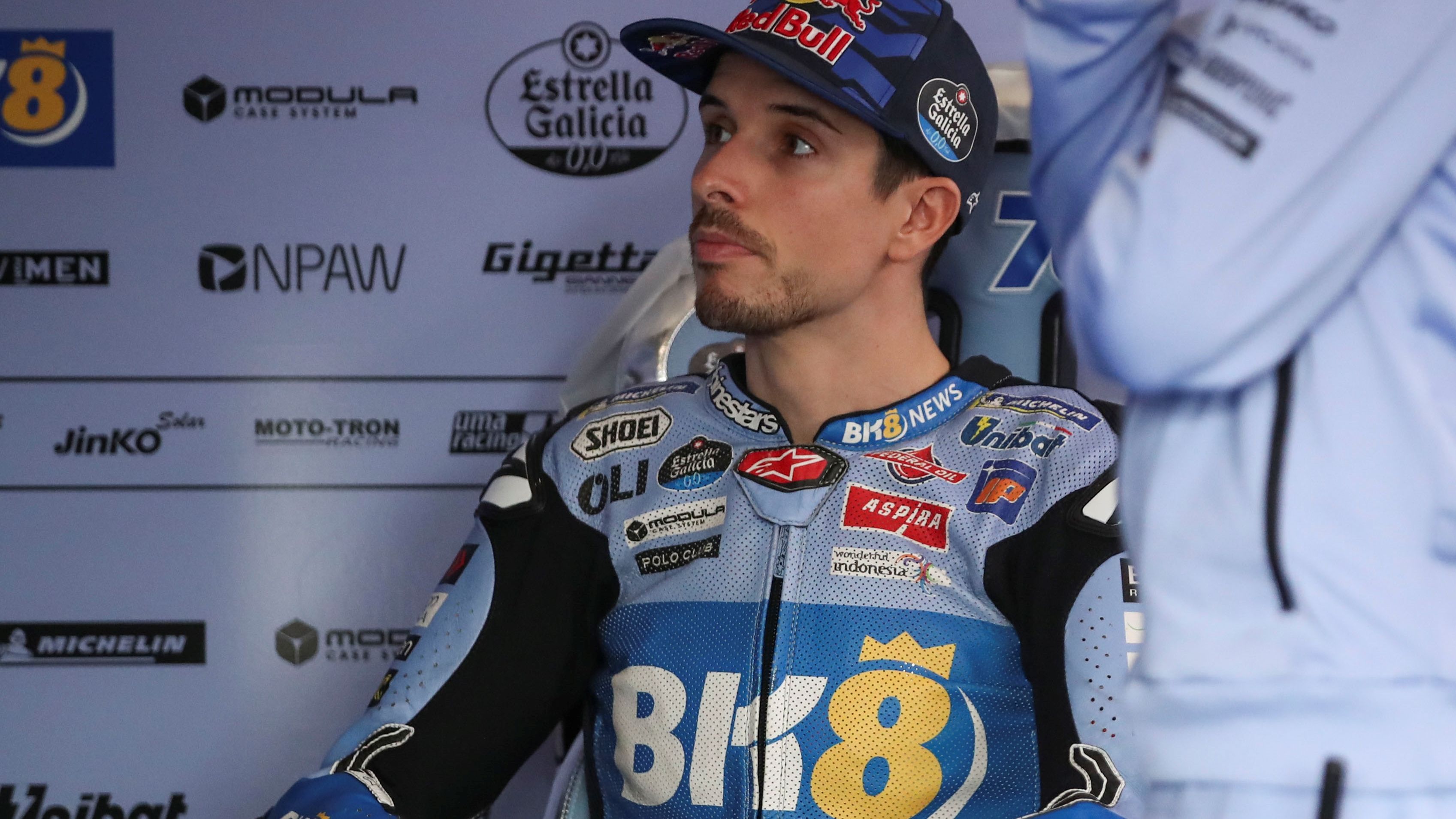 Alex Márquez en el box de Gresini en Brno