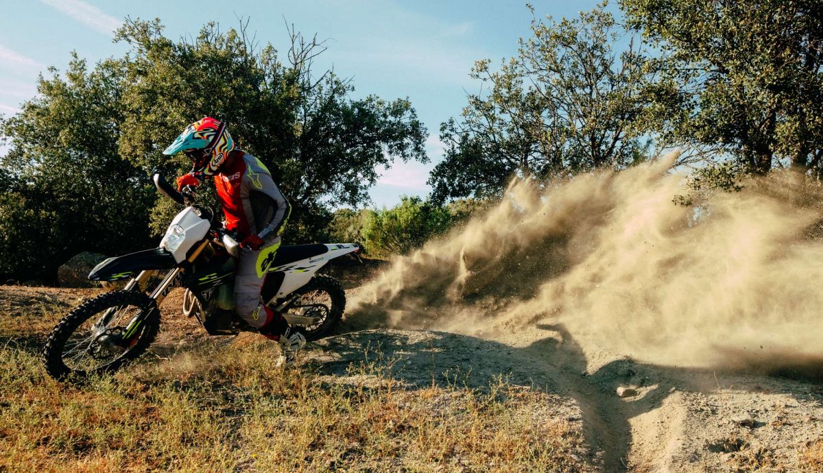 Moto Verde 552 (3) Moto Verde 552 (3)