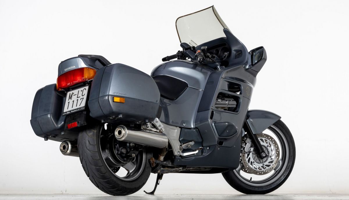 Honda ST1100 Pan European 1990 Honda ST1100 Pan European 1990