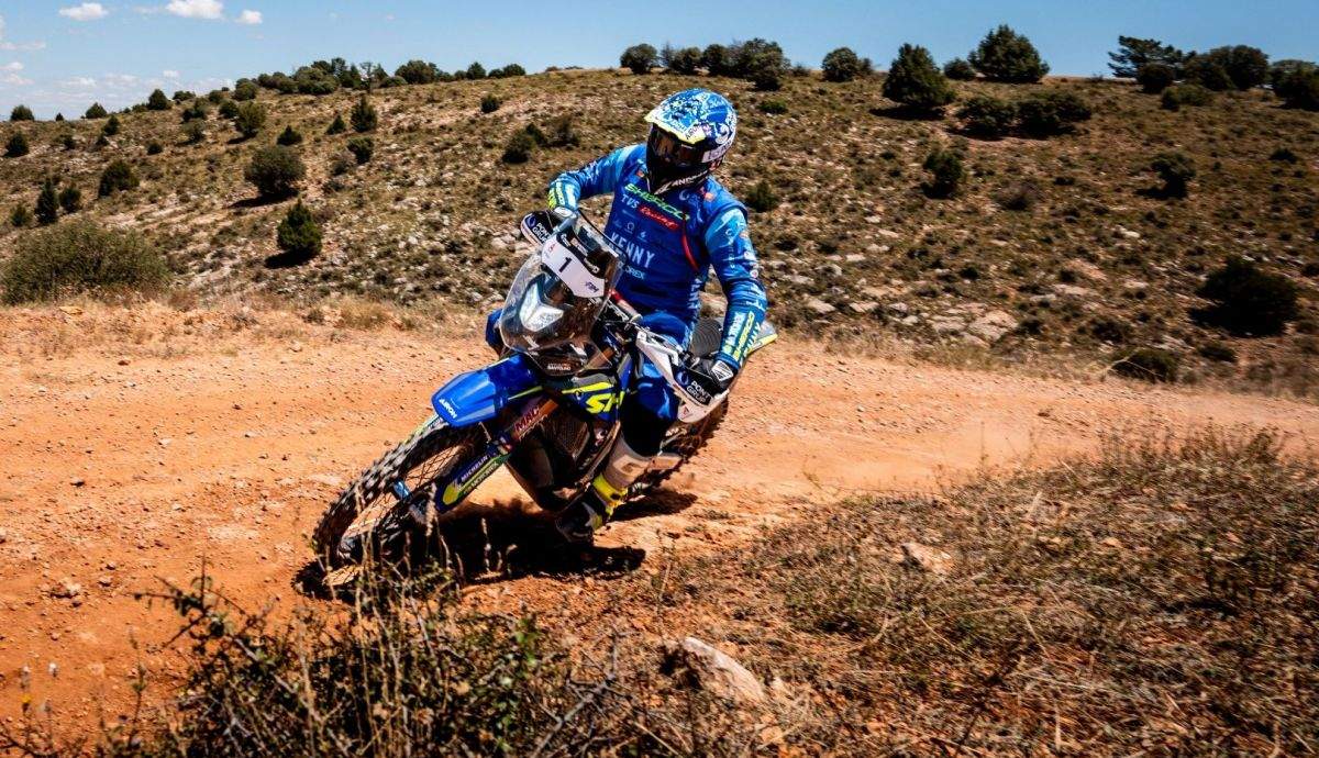 Lorenzo Santolino (Sherco) se corona por vez primera como ganador de la Baja España Aragón 2025