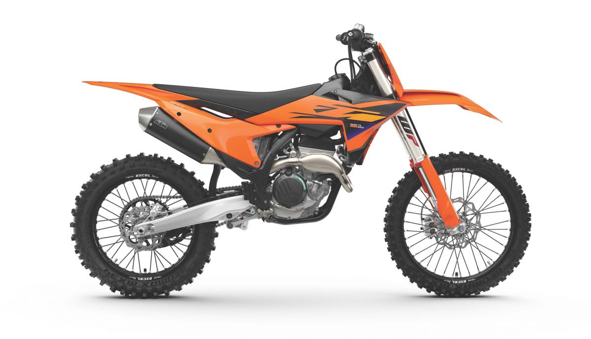 698050 MY26 KTM 250 SX F 90 right Studio 01 IMAGES STUDIO 698050 MY26 KTM 250 SX F 90 right Studio 01 IMAGES STUDIO