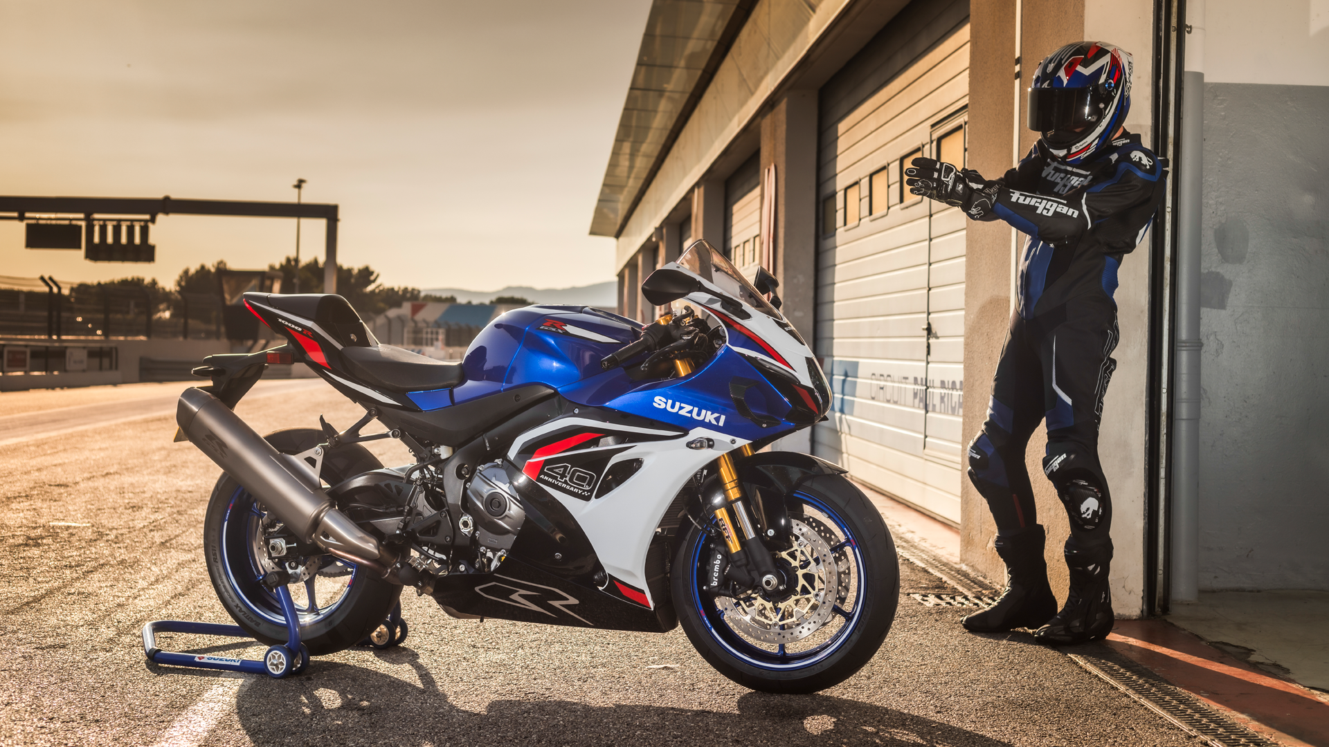 Suzuki GSX R1000R 2026 Estatica (2)