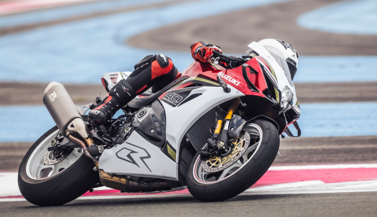 Suzuki GSX R1000R 2026 Accion (5) Suzuki GSX R1000R 2026 Accion (5)