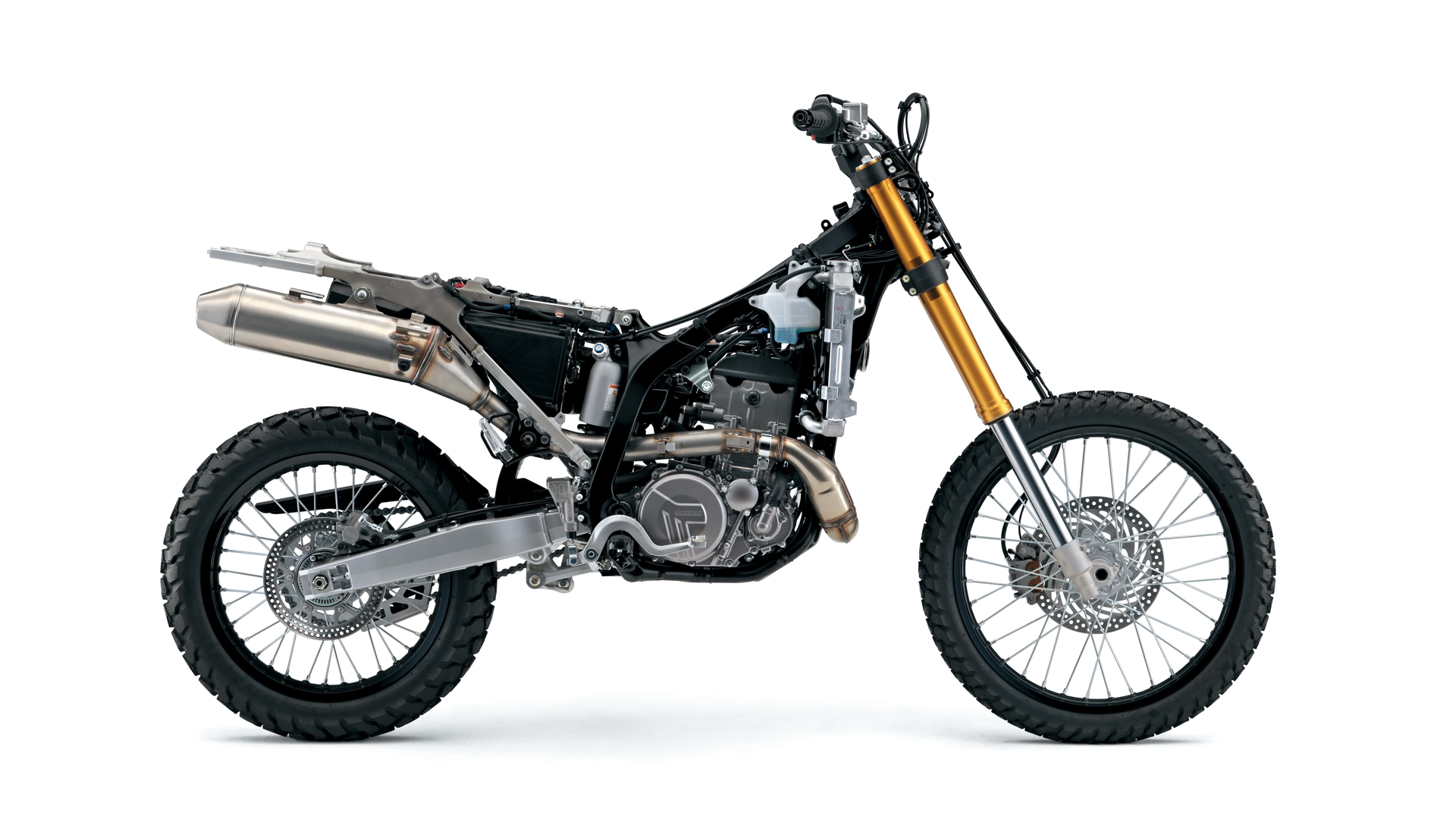 Suzuki DR Z4S 2025 Estudio Naked (2)