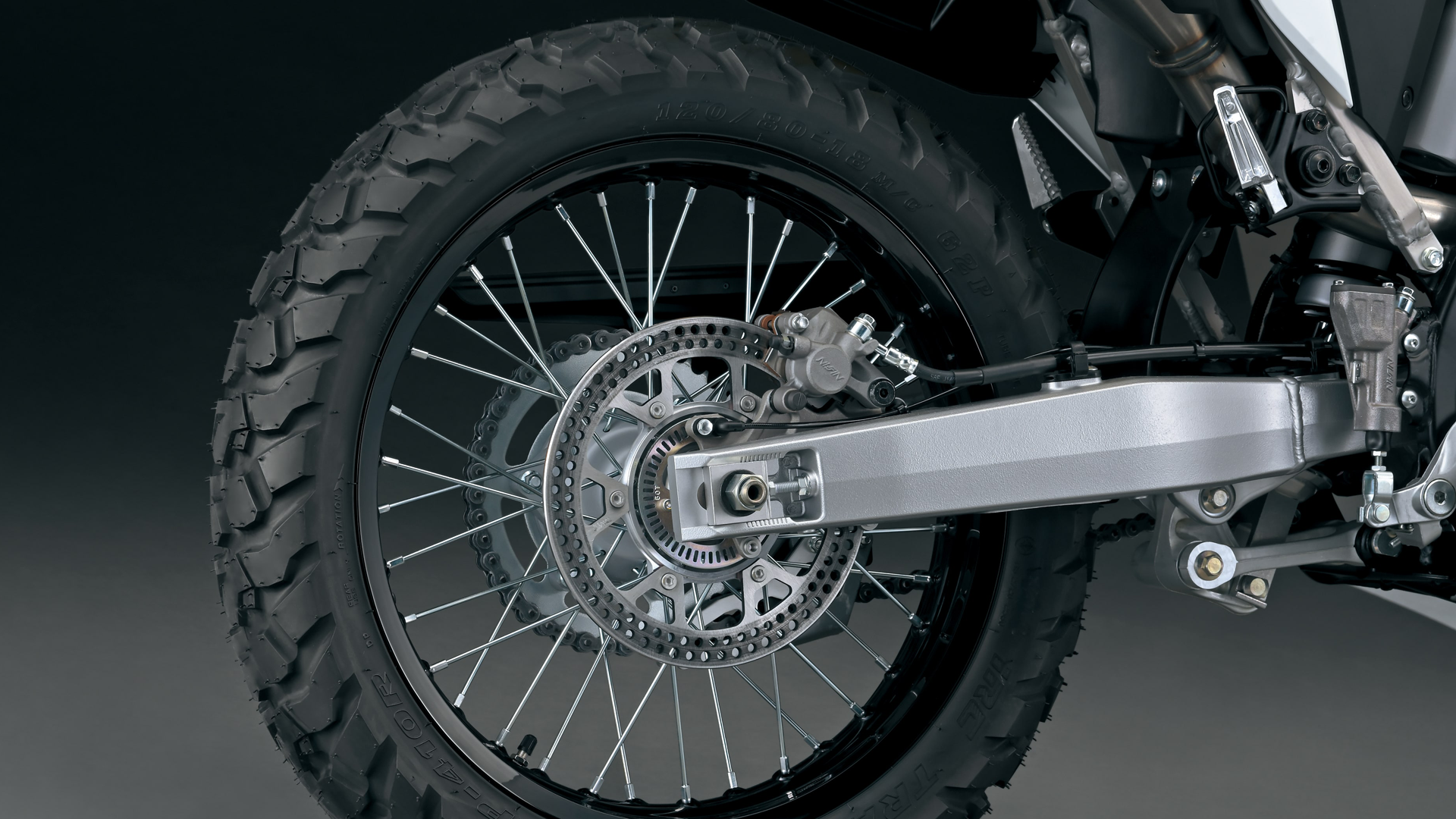 Suzuki DR 24S 2025 Detalles (1) B