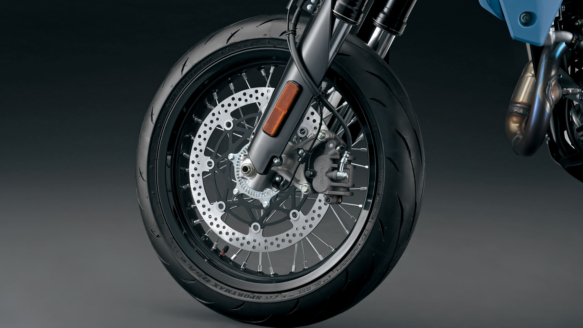 Suzuki DR Z4SM 2025 Detalles (7)