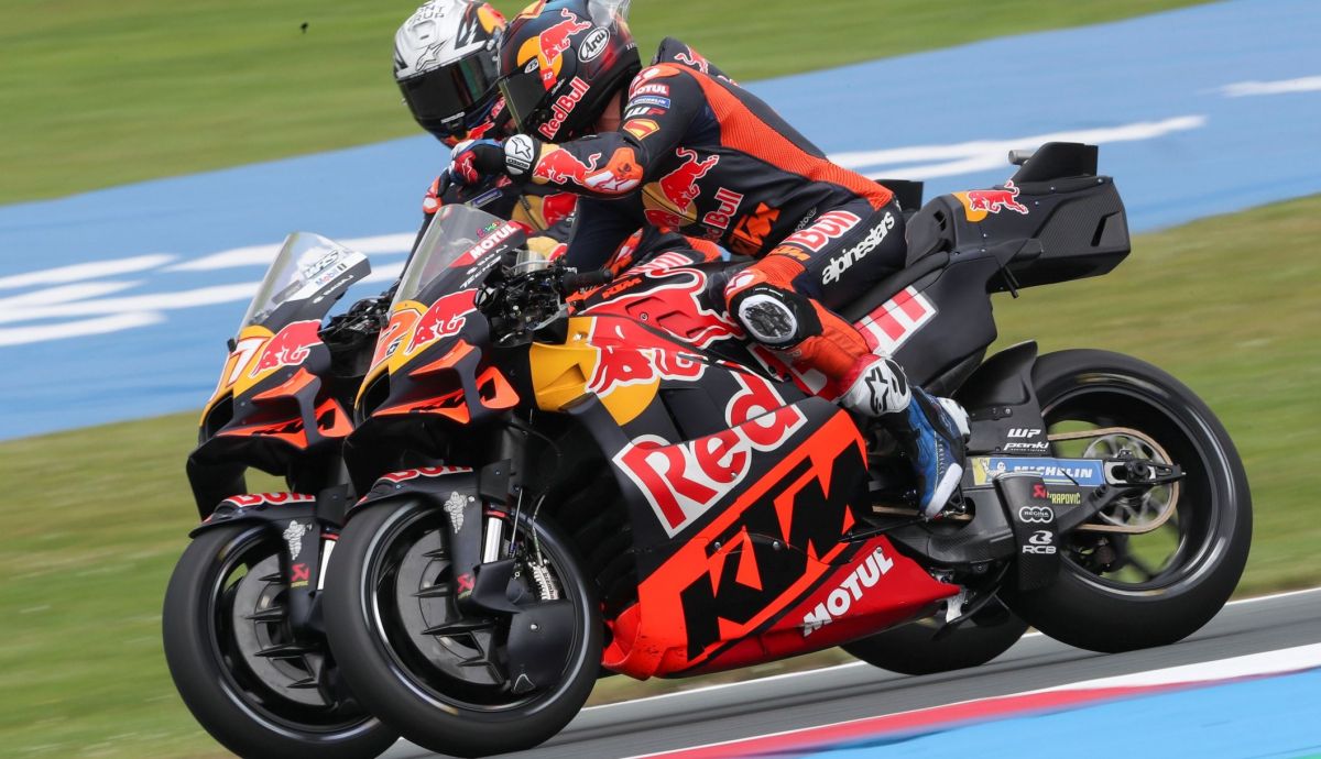 Maverick Viñales y Pedro Acosta en MotoGP 2025