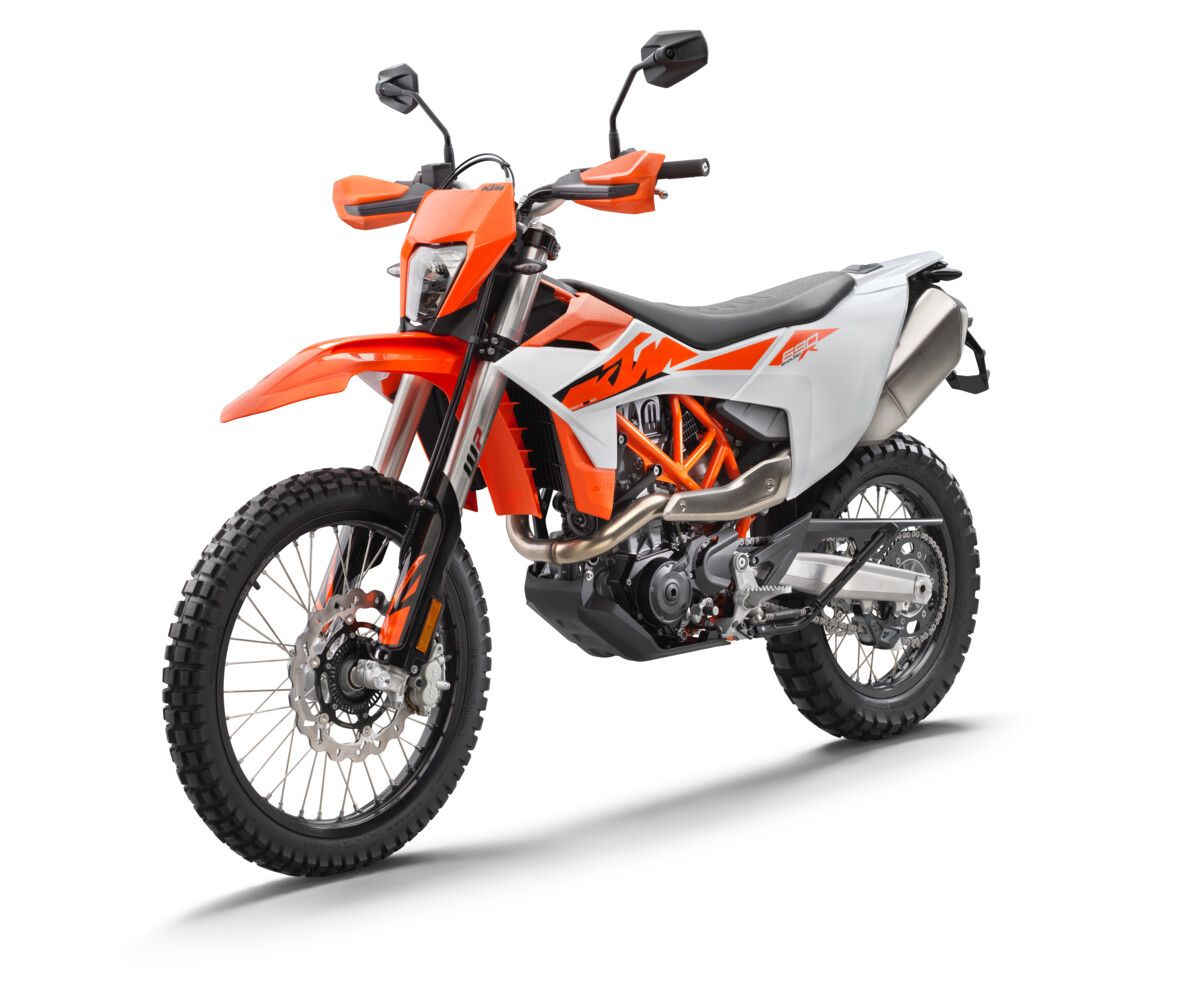 2026 KTM 690 SMC R & 690 ENDURO R 9