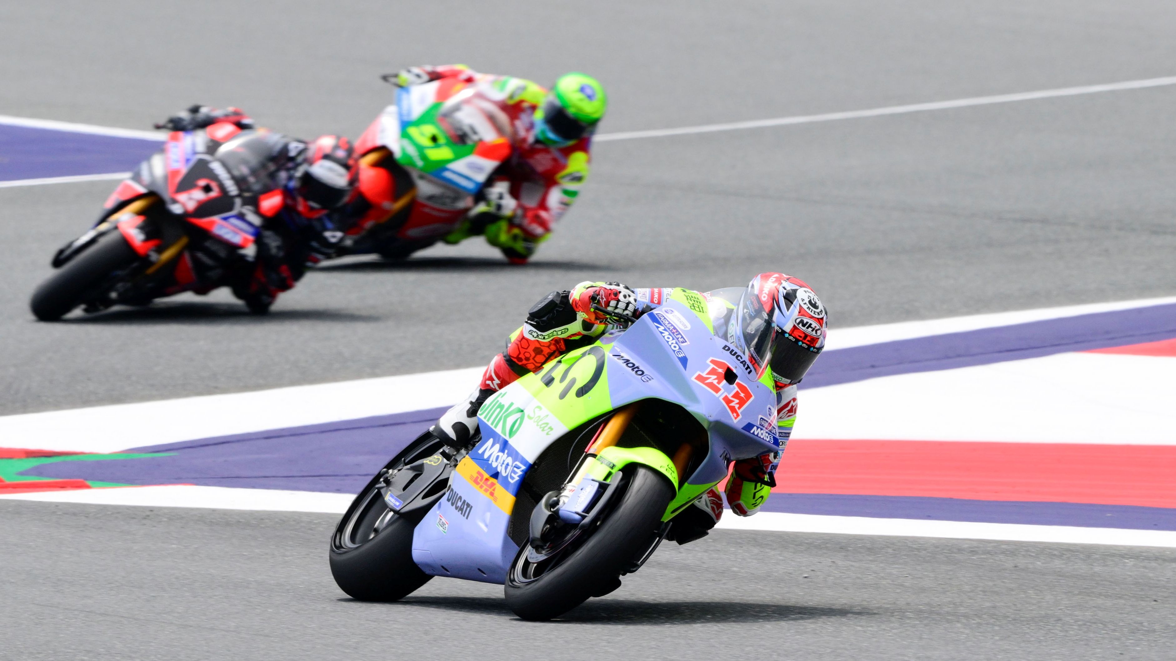 Matteo Ferrari se escapa de Héctor Garzó y Eric Granado