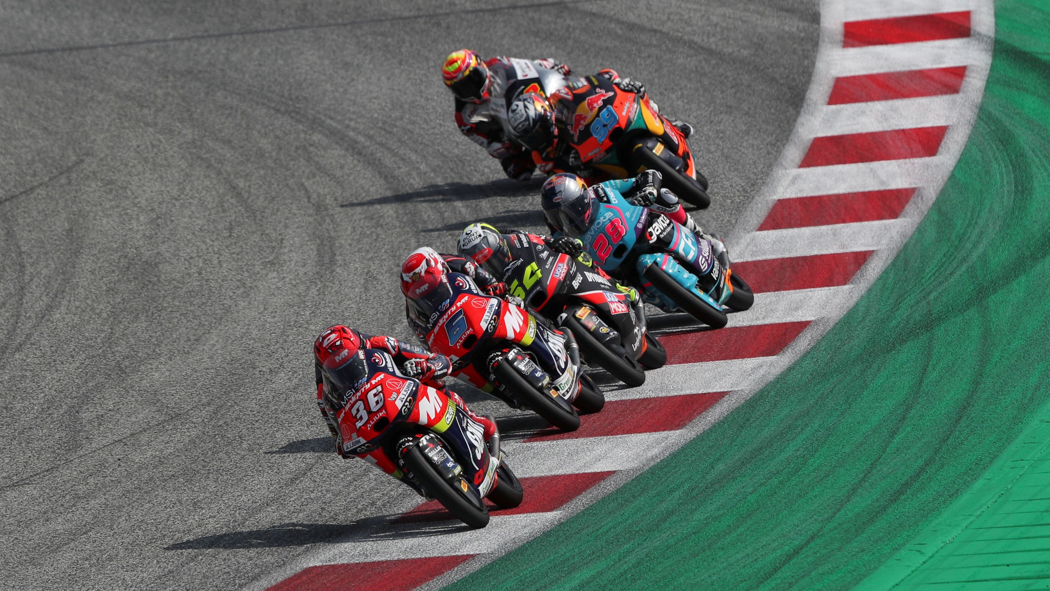 Ángel Piqueras, Ryusei Yamanaka, David Muñoz, Máximo Quiles, José Antonio Rueda y Taiyo Furusato, Moto3 Austria 2025