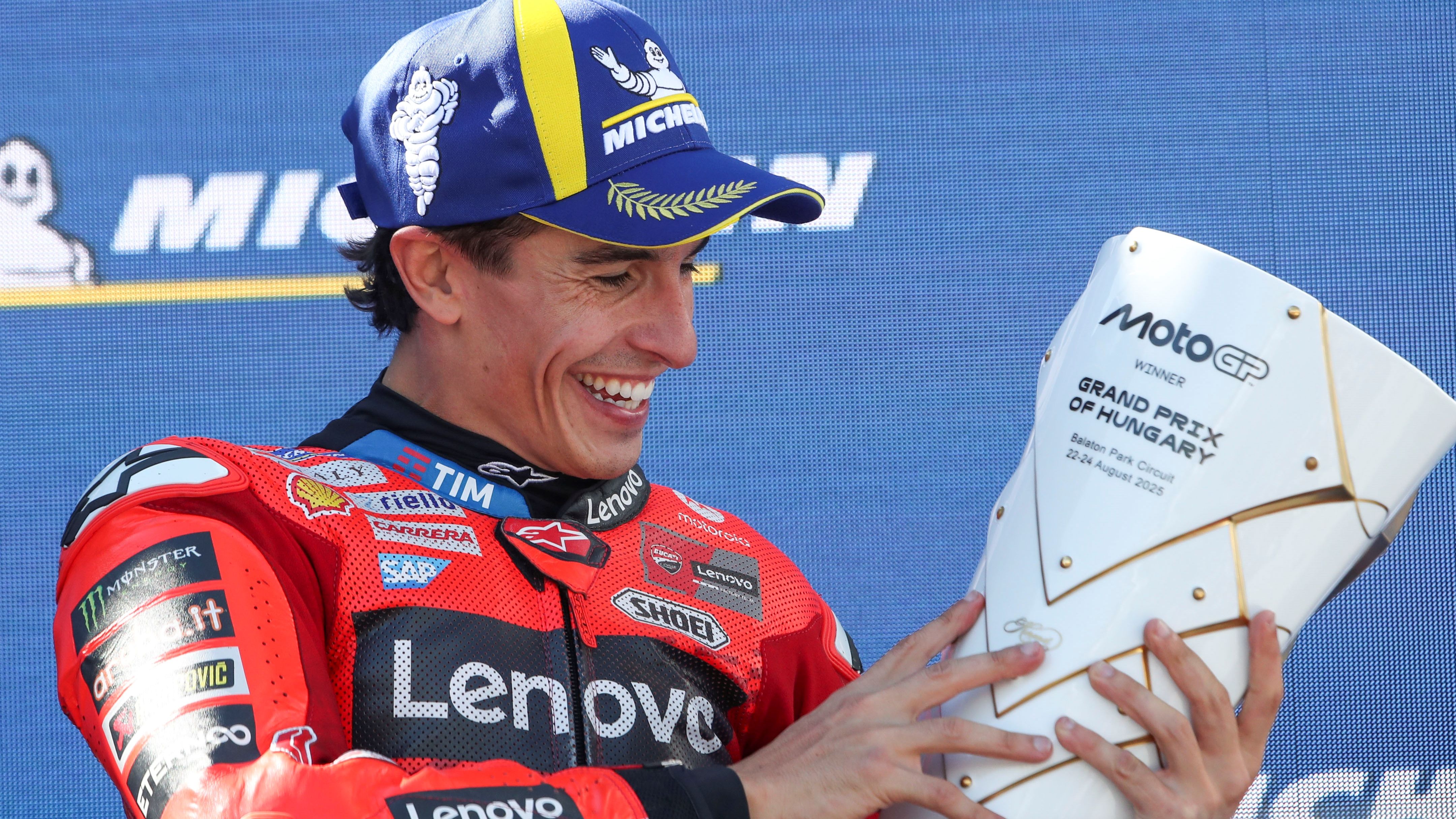 Marc Márquez celebra la victoria en el GP de Hungría en Balaton