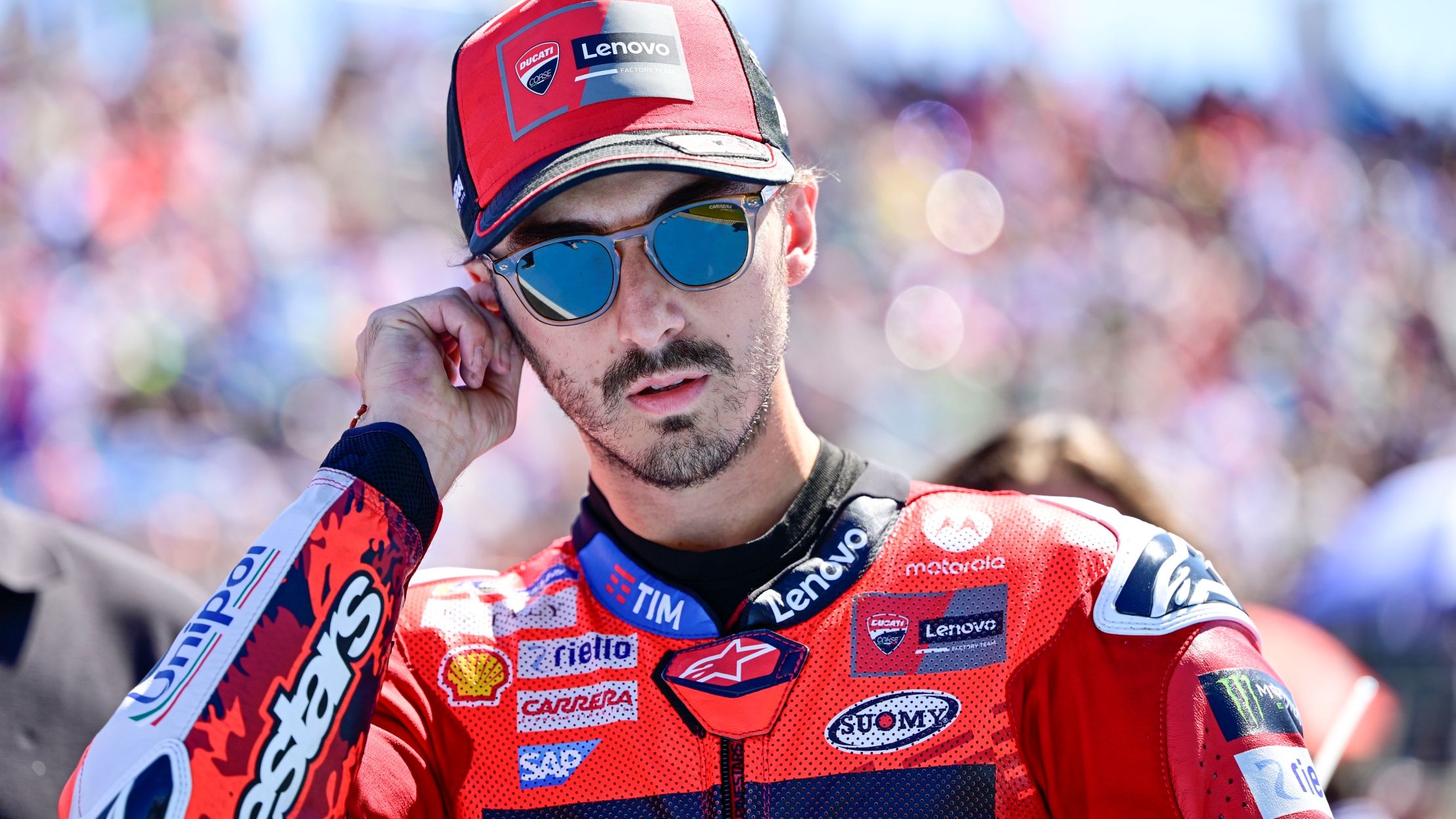 Pecco Bagnaia antes de la salida del Gran Premio de Hungría