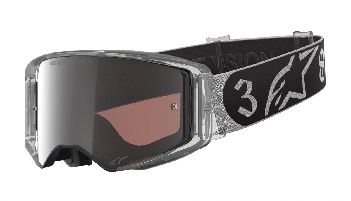 Alpinestars DNGR38 Supertech Vision (3) Alpinestars DNGR38 Supertech Vision (3)