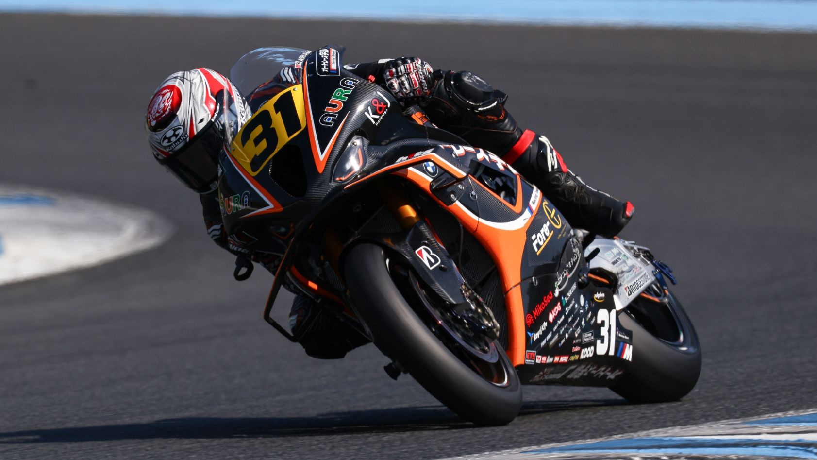 Naomichi Uramoto y su BMW han hecho historia con sus victorias en el All Japan Superbike