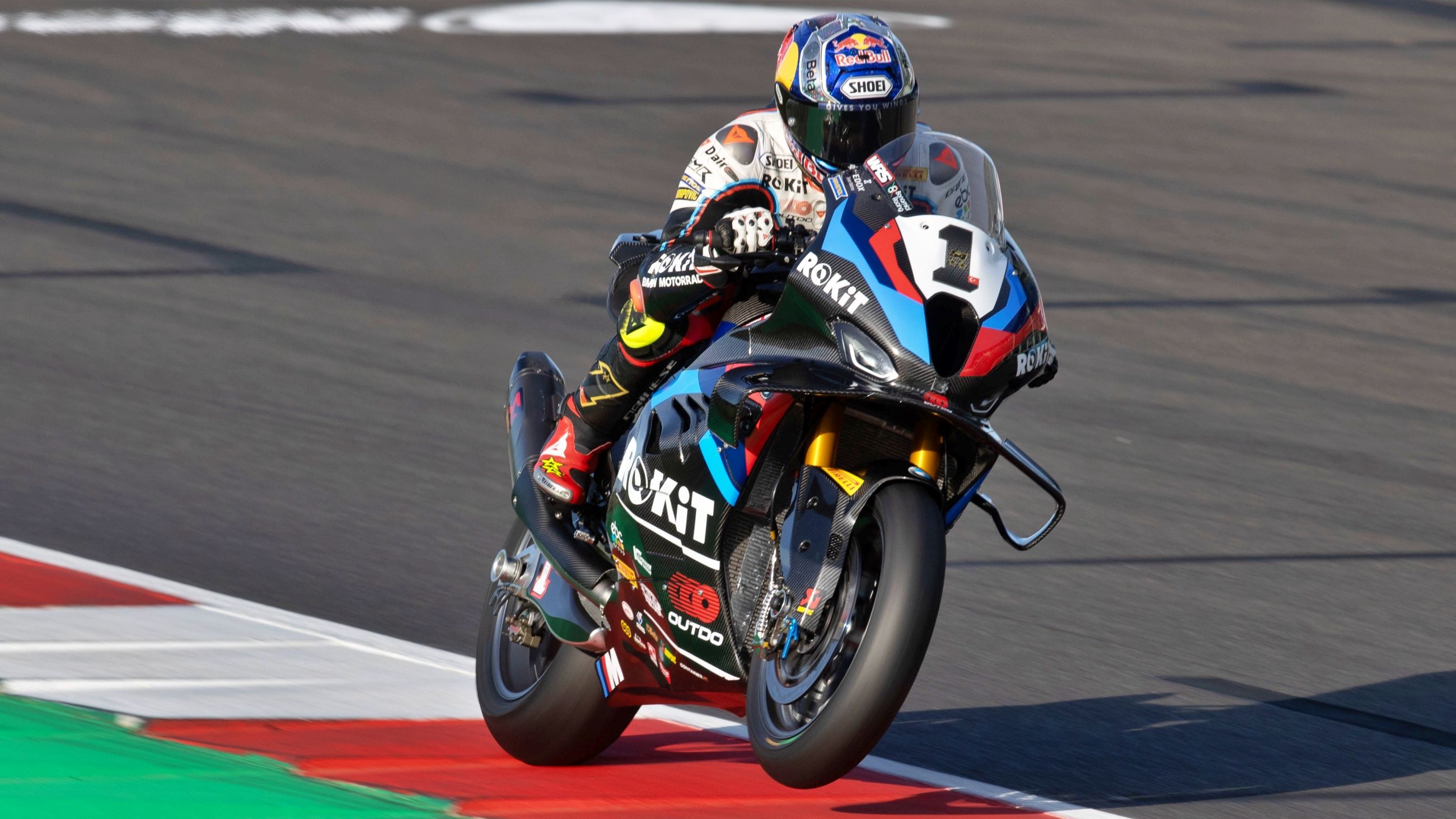Toprak Razgatlioglu también ha ganado la carrera Superpole en Magny Cours