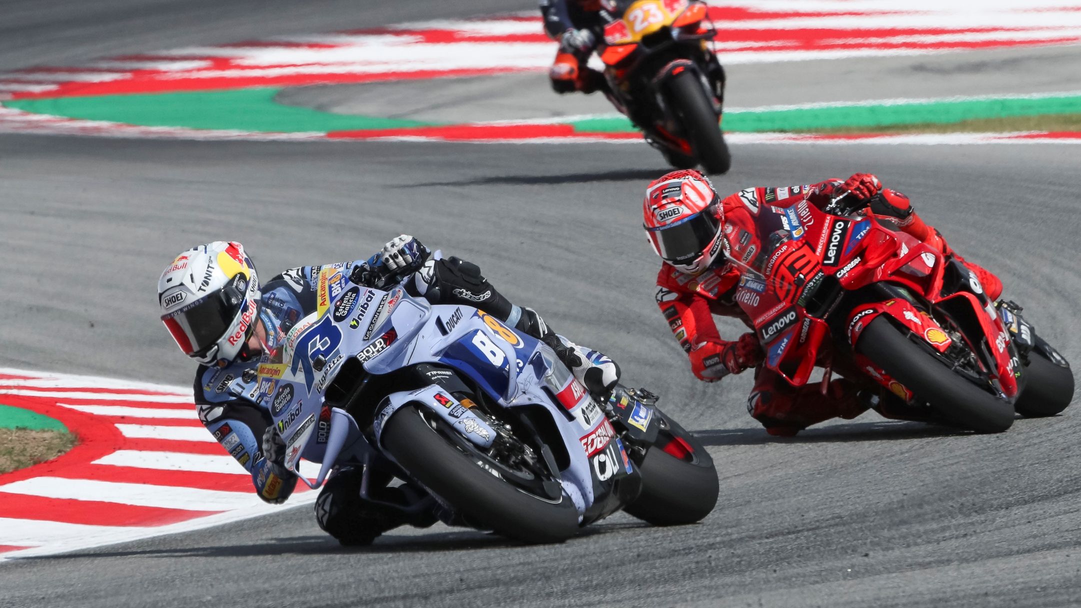 Álex Márquez se ha impuesto ante Marc Márquez en Catalunya