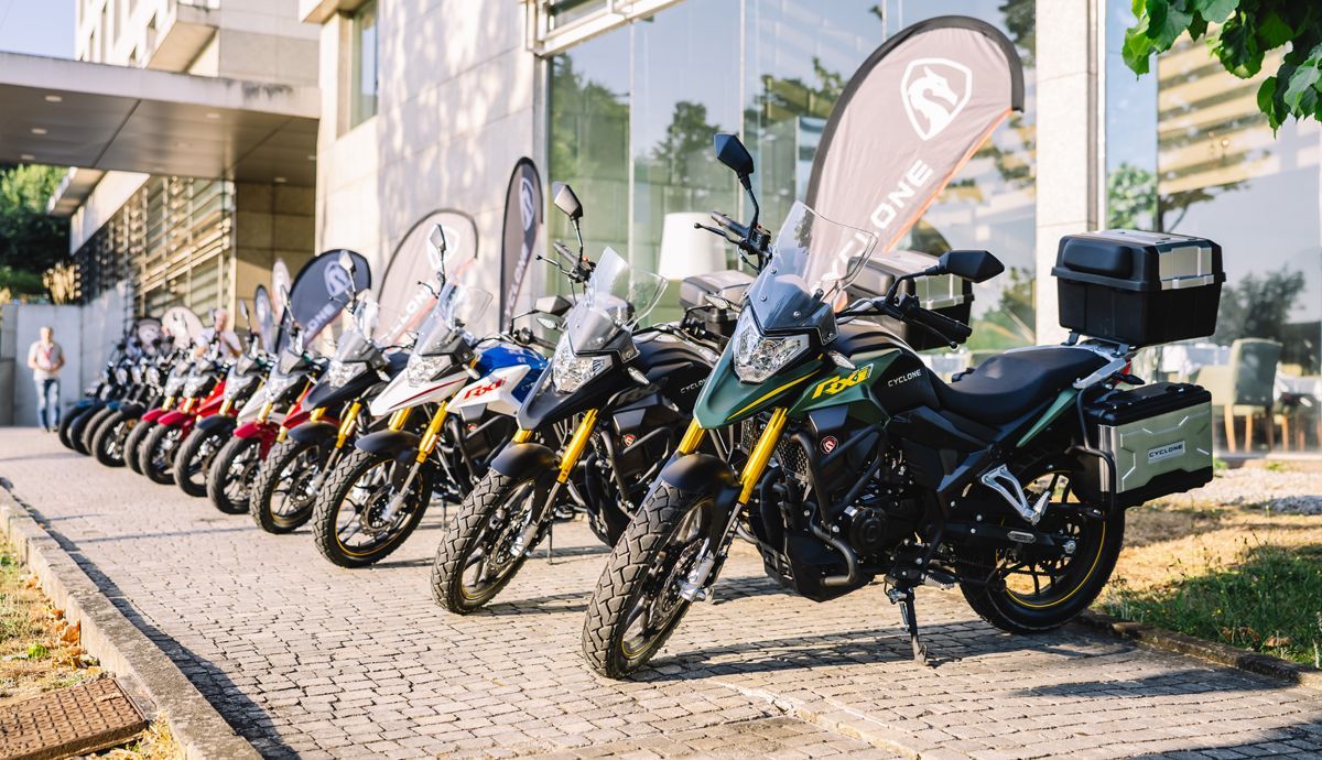 presentacion cyclone 2025 gama motos125