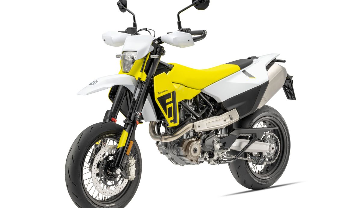 701 Supermoto 2025 01 701 Supermoto 2025 01