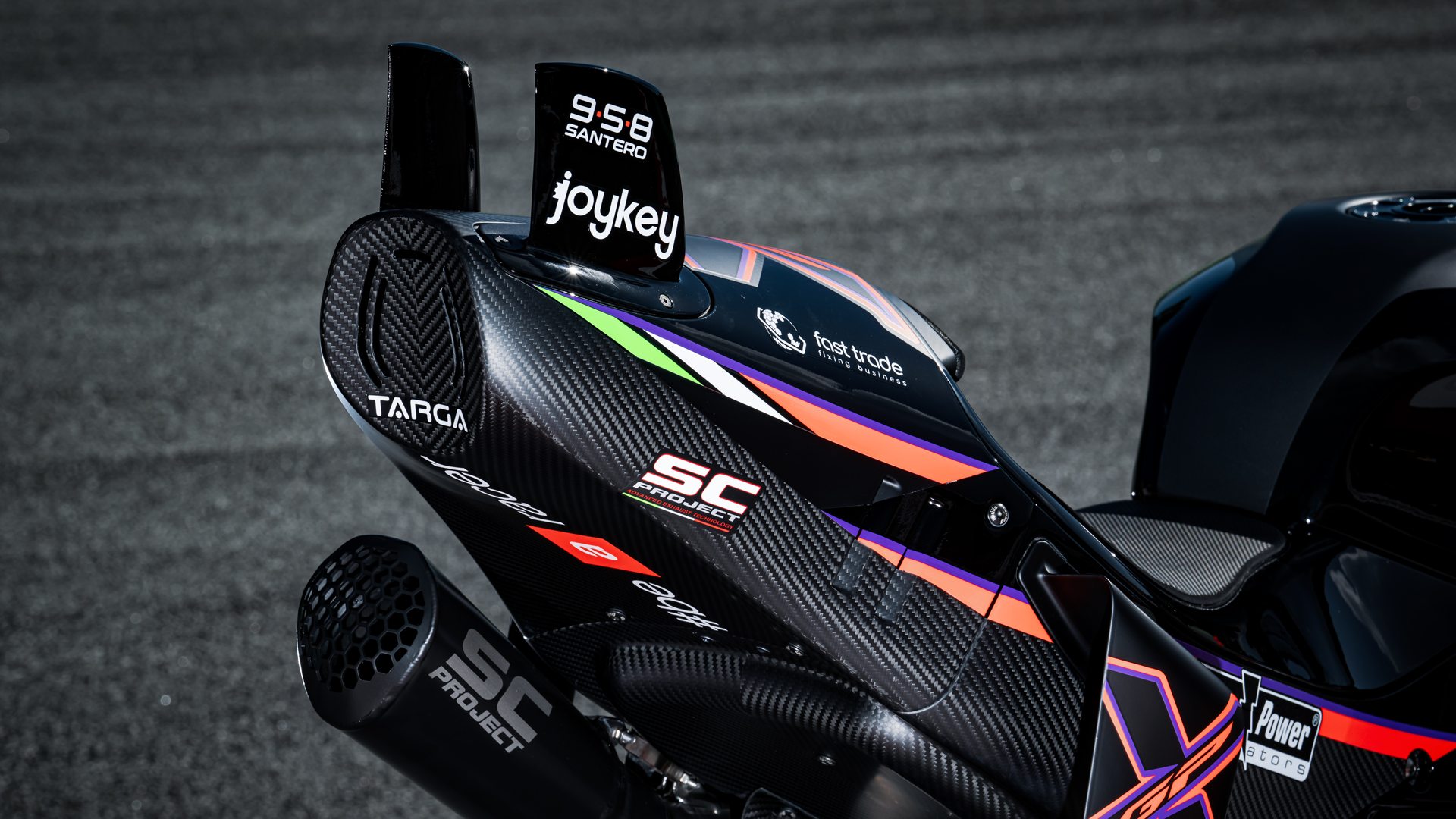 Aprilia RSV4 X GP 2026 Detalles (2)
