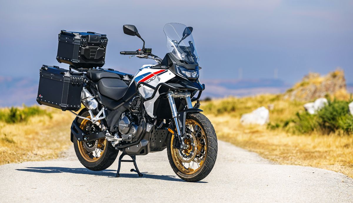 Cyclone RX600 estatica (1)