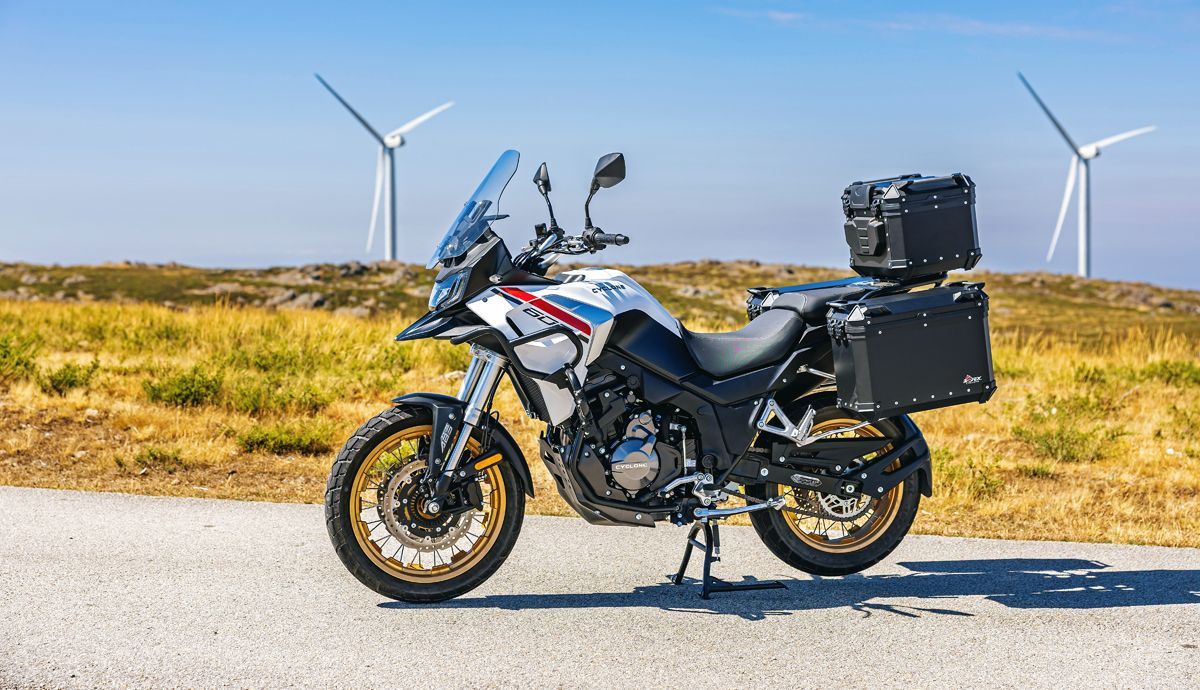 Cyclone RX600 estatica (3)