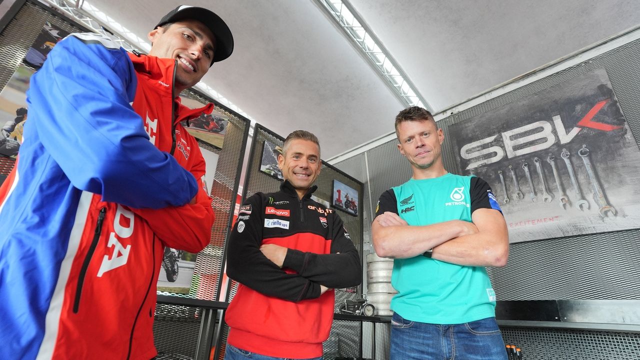 Xavi Vierge,Álvaro Bautista y Tito Rabat