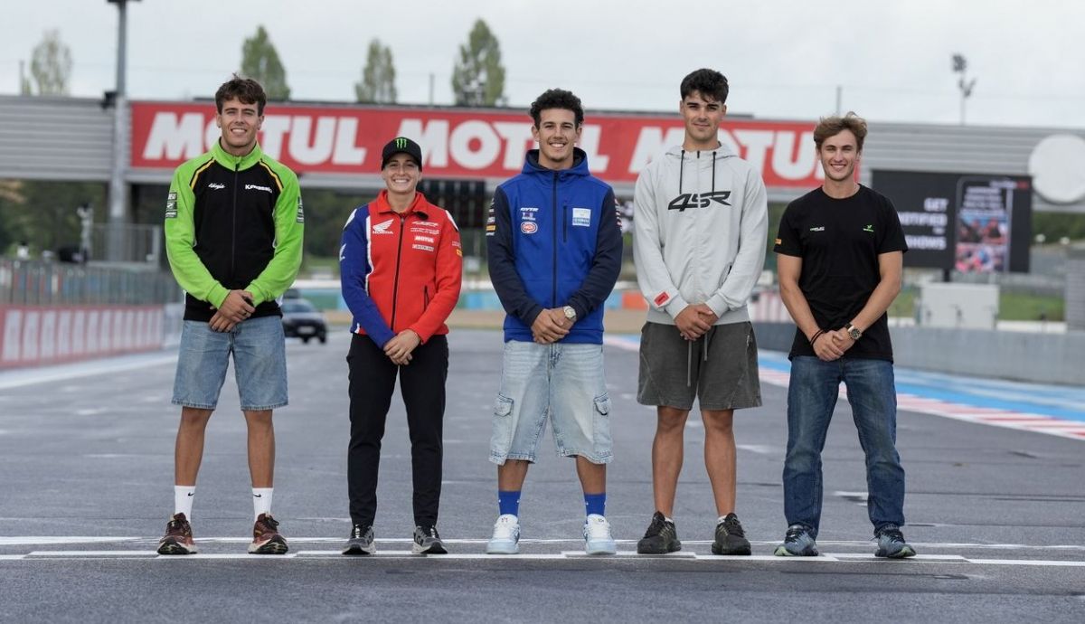 Jeremy Alcoba, Ana Carrasco, Roberto García, Eduardo Montero y Jaume Masià, los pilotos españoles del Mundial de Supersport 2025