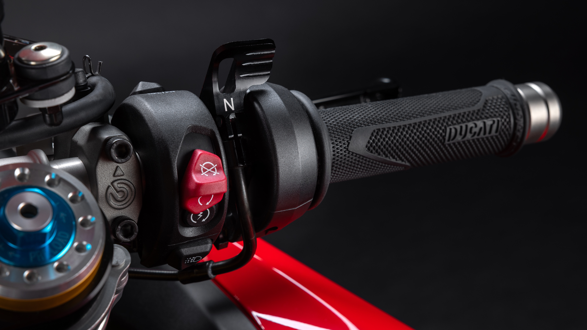 Ducati Panigale V4 R 2025 Detalles (7)