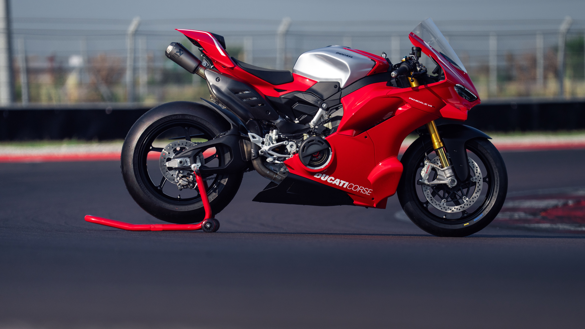 Ducati Panigale V4 R 2025 Estatica (2)