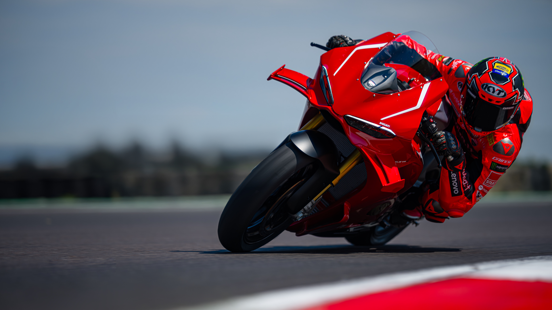 Ducati Panigale V4 R 2025 Accion (3)