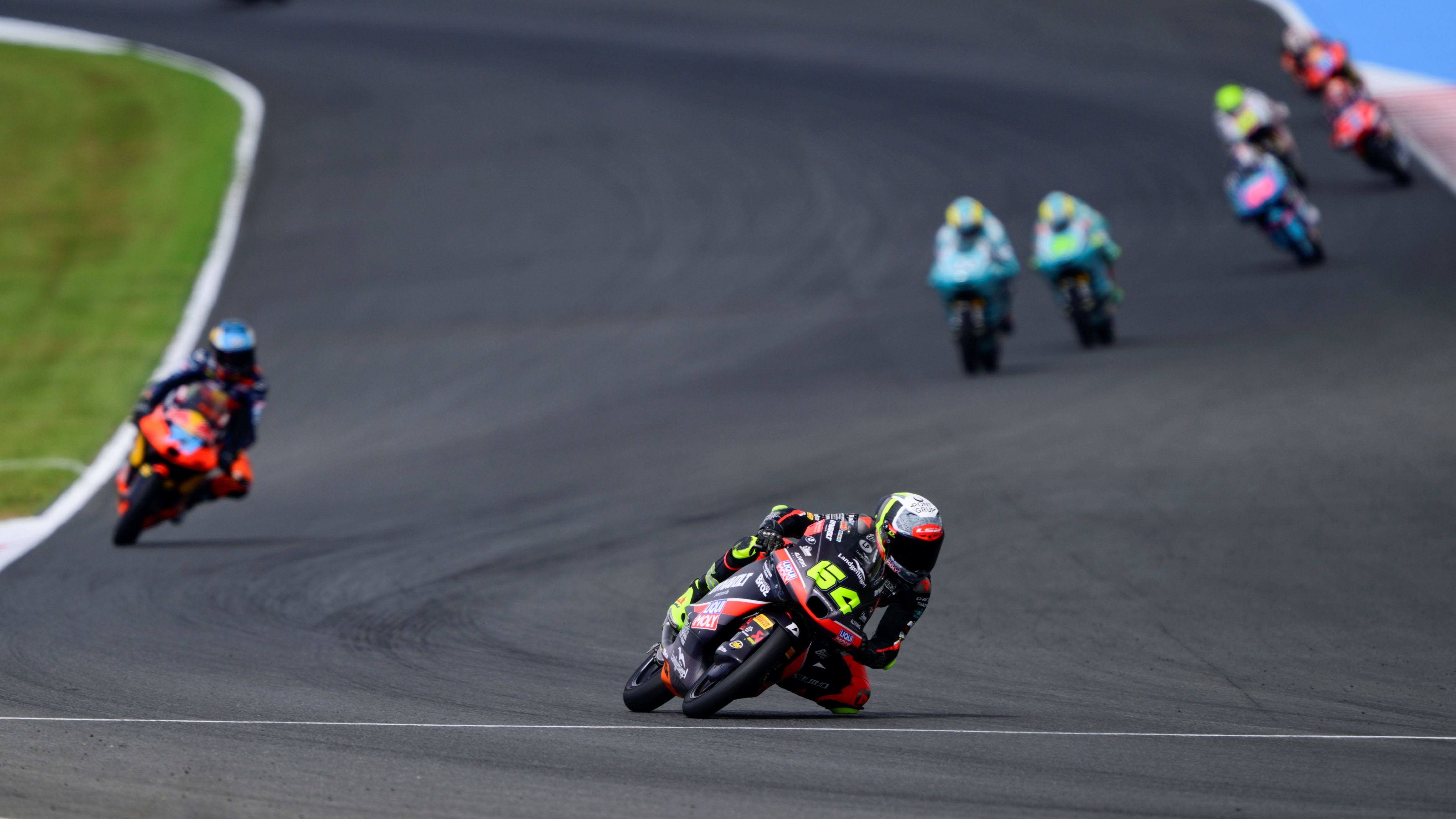 David Muñoz se escapa hacia la victoria, Moto3 Japón 2025