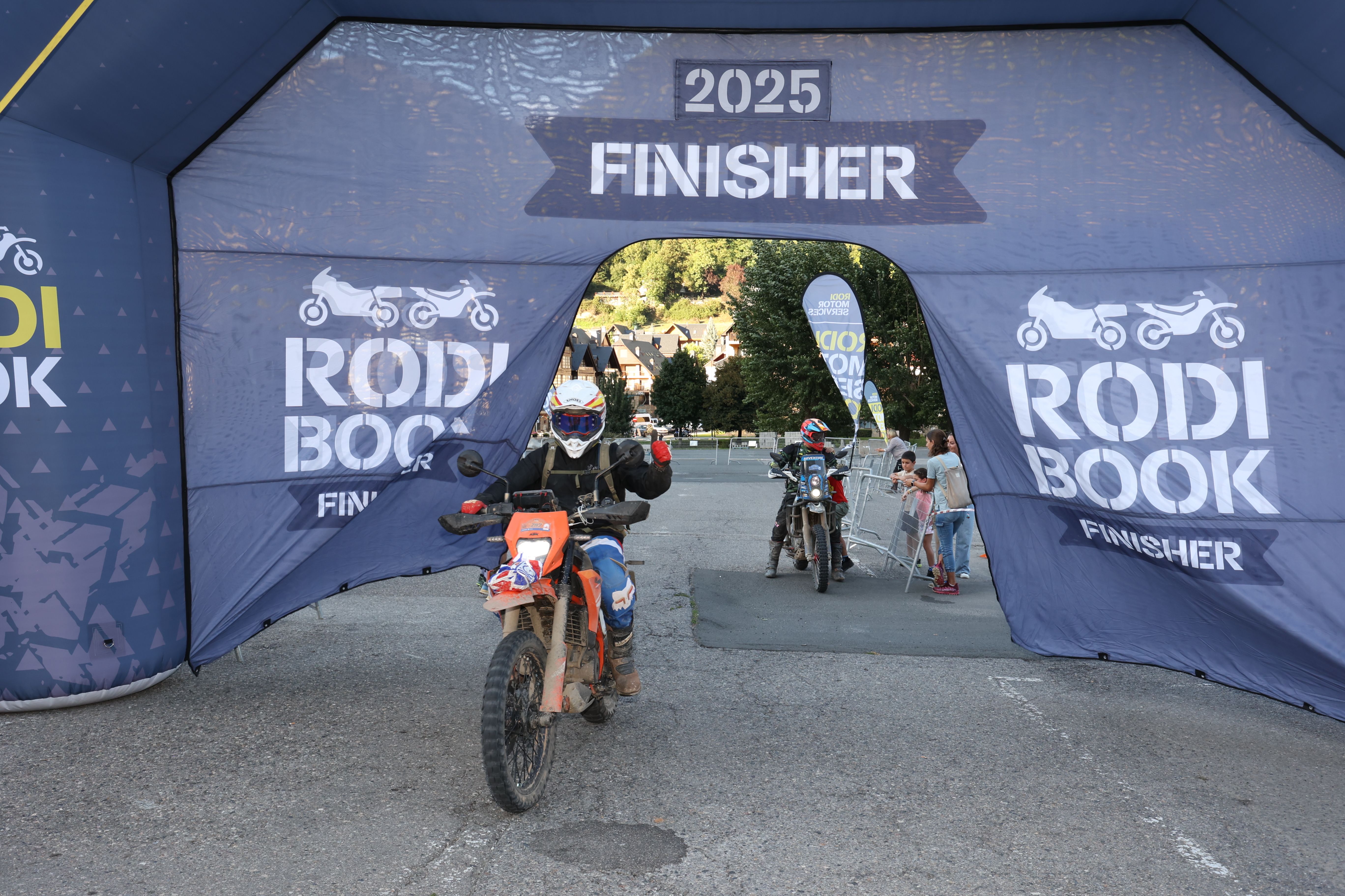 Rodibook 2025. Éxito de participación con más de 1.400 motos presentes.
