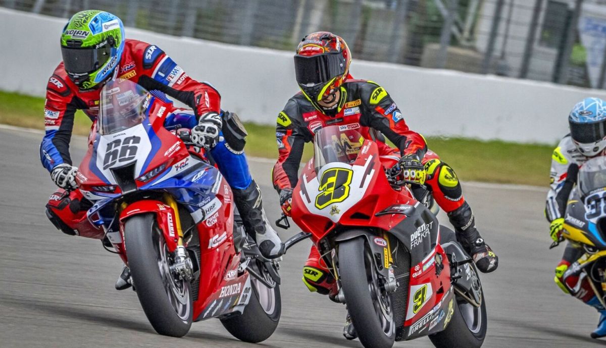 Florian Alt se impuso en la última carrera del año