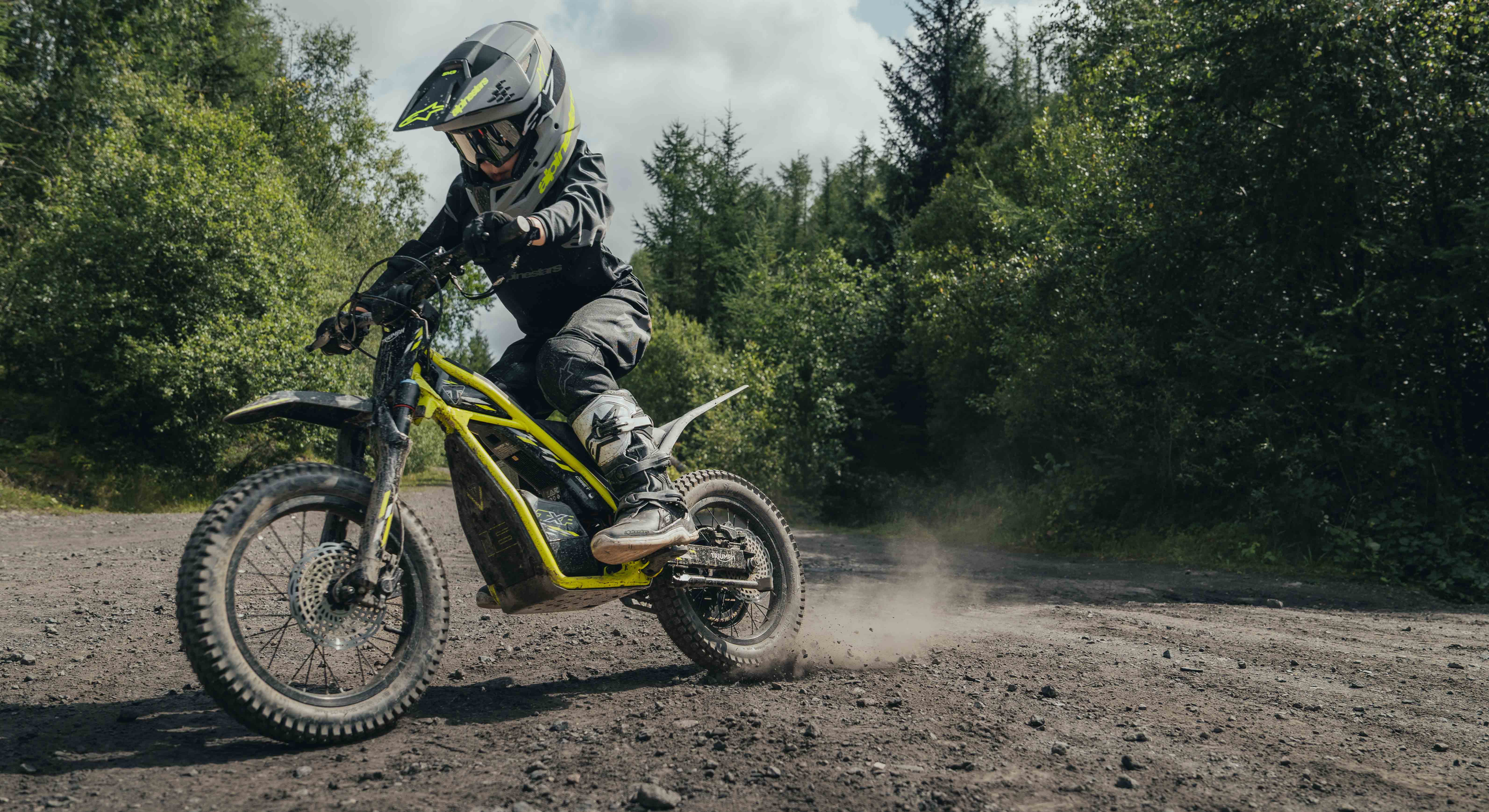 Triumph TXP 16 2026