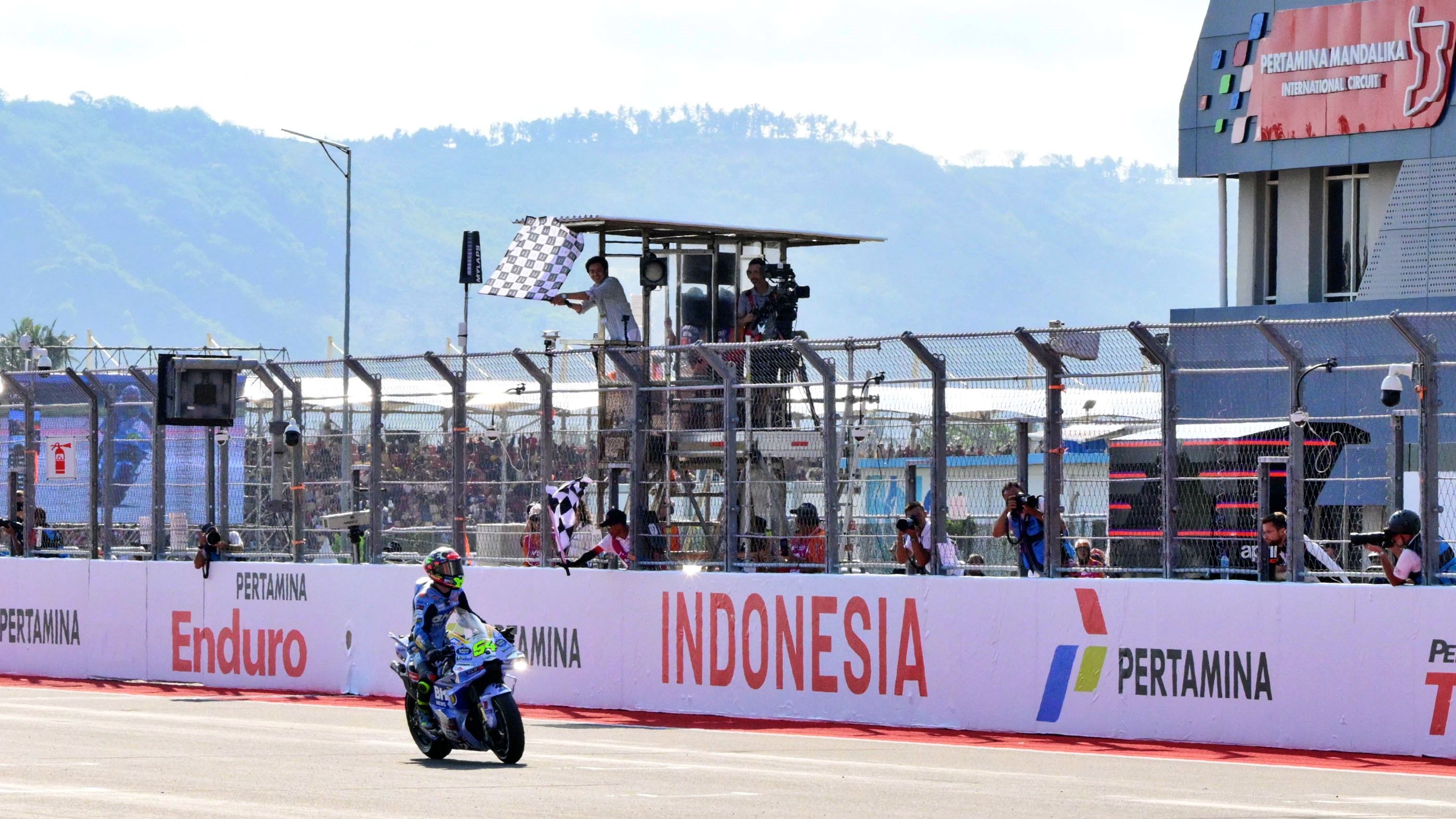 Fermín Aldeguer se convierte en el segundo ganador más joven de la historia, MotoGP Indonesia 2025