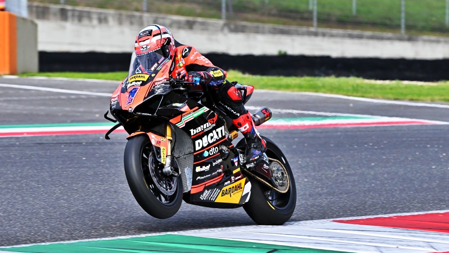 Michele Pirro ha ganado las dos carreras largas de la cita final del CIV 2025