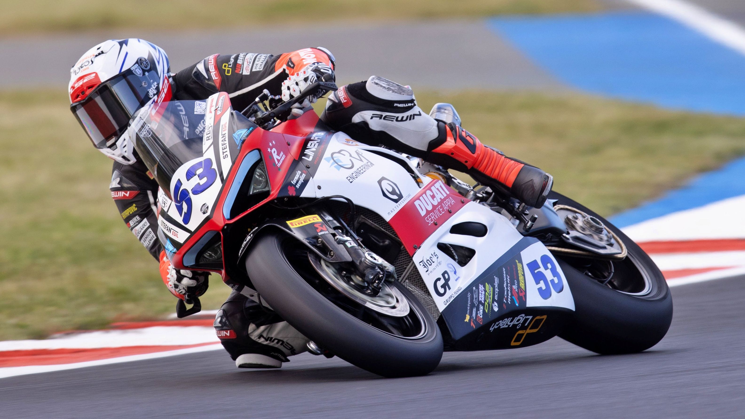 Valentin Debise ha ganado la primera carrera de Estoril