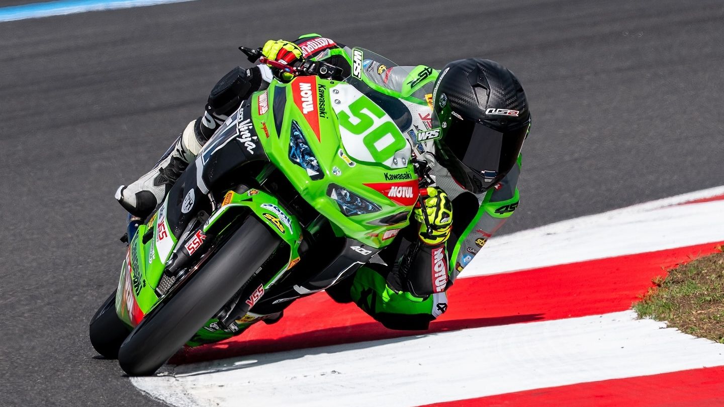 Carter Thompson vence en Estoril para apurar sus opciones de título en SSP300
