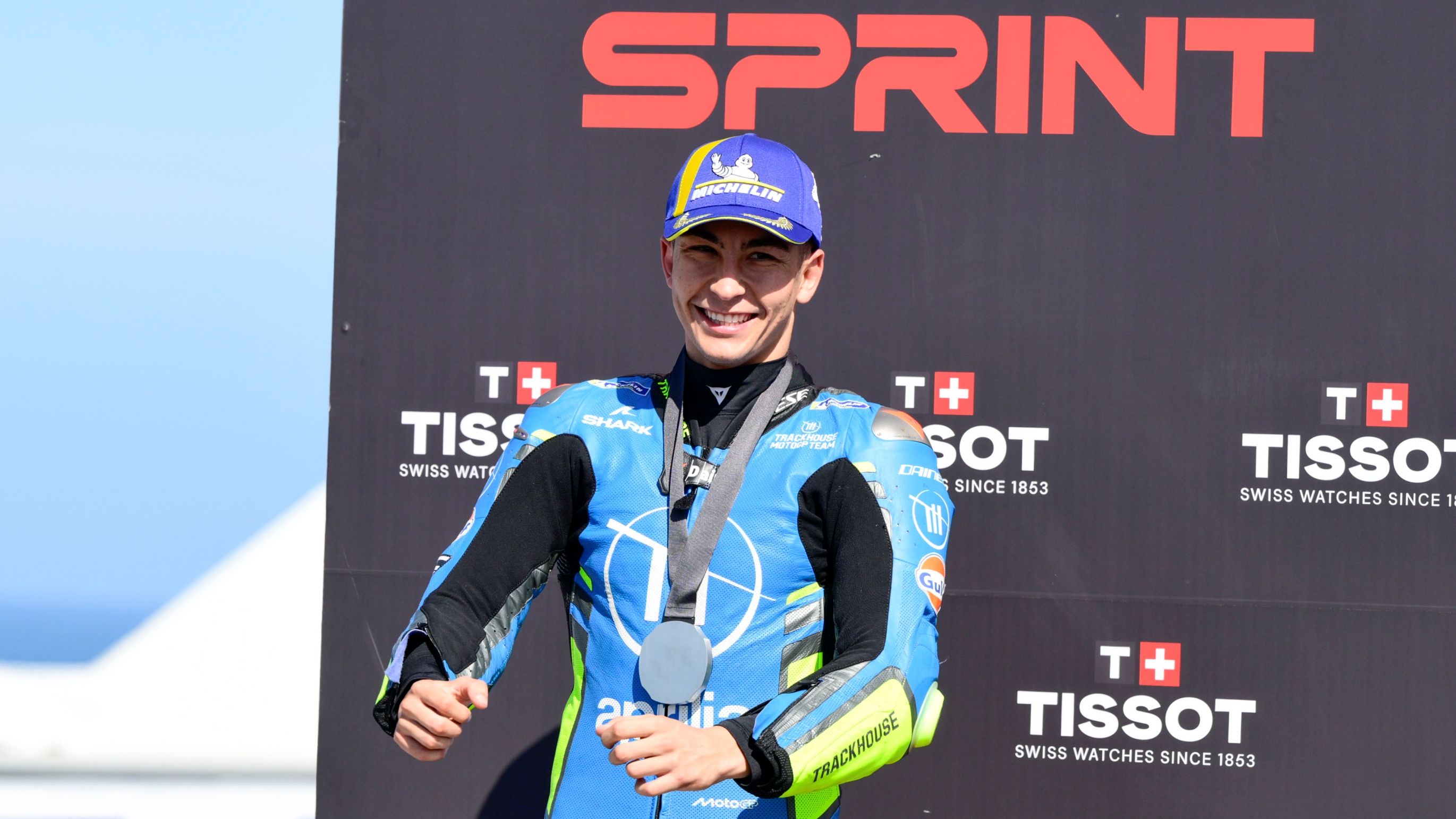Raúl Fernández celebra el podio del Sprint del GP de Australia