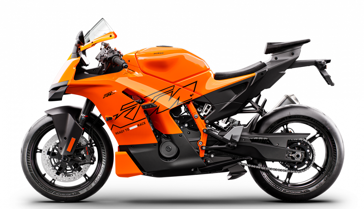 KTM 990 RC R 2026 Estudio (6) KTM 990 RC R 2026 Estudio (6)