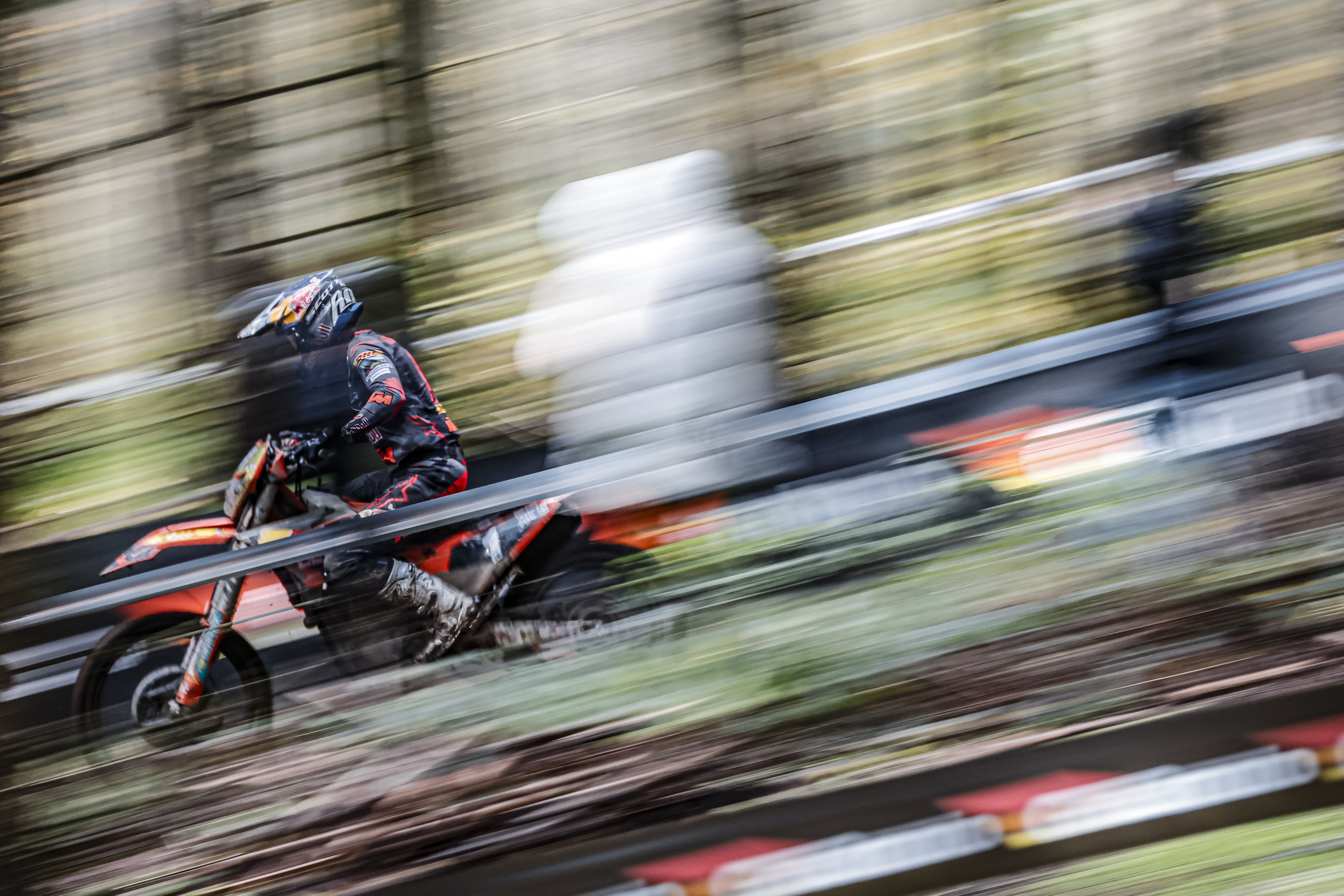 Fotos Josep García. Campéon del Mundo EnduroGP 2025.