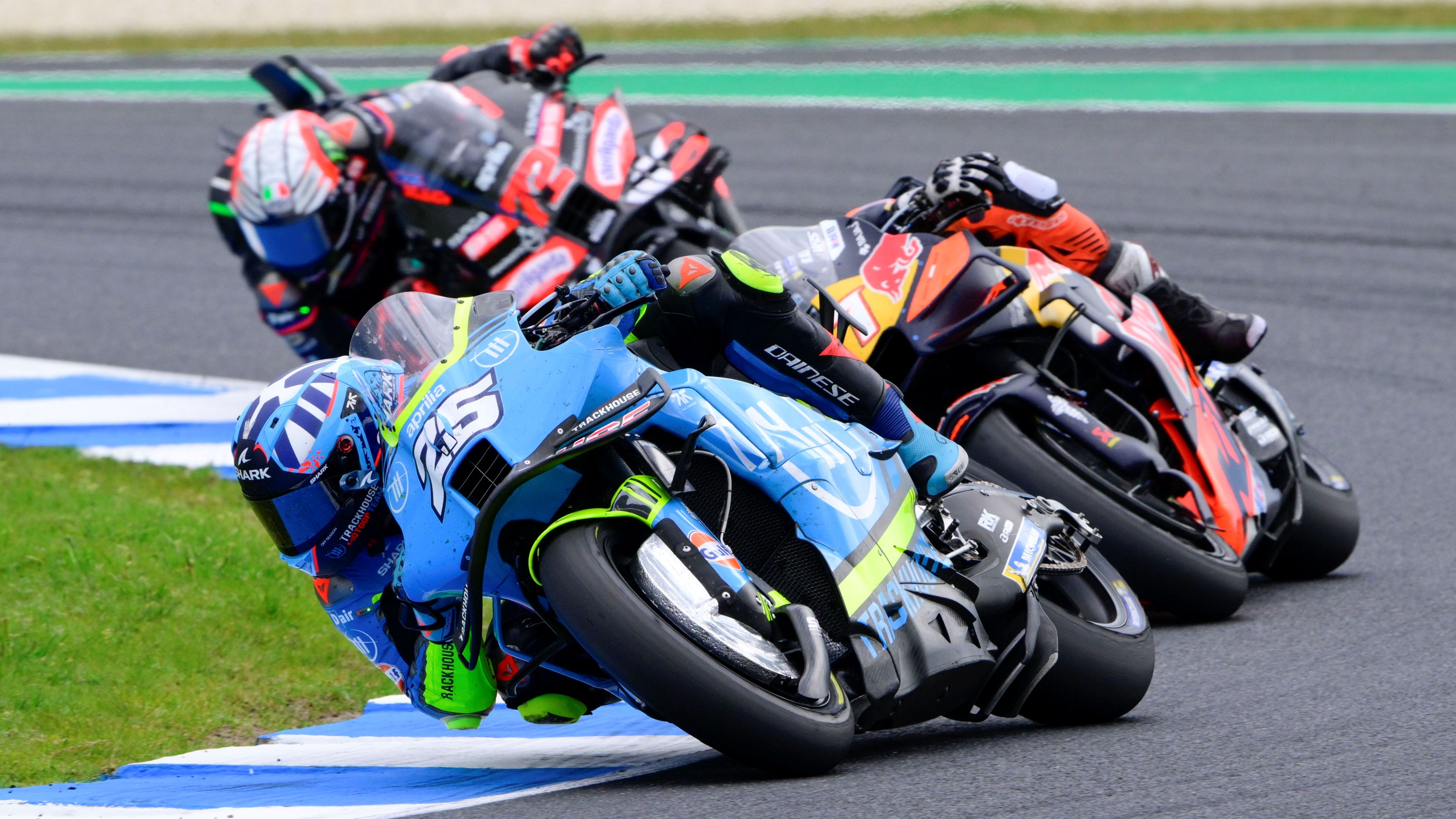 Raúl Fernández lidera ante Pedro Acosta y Marco Bezzecchi, MotoGP Australia 2025