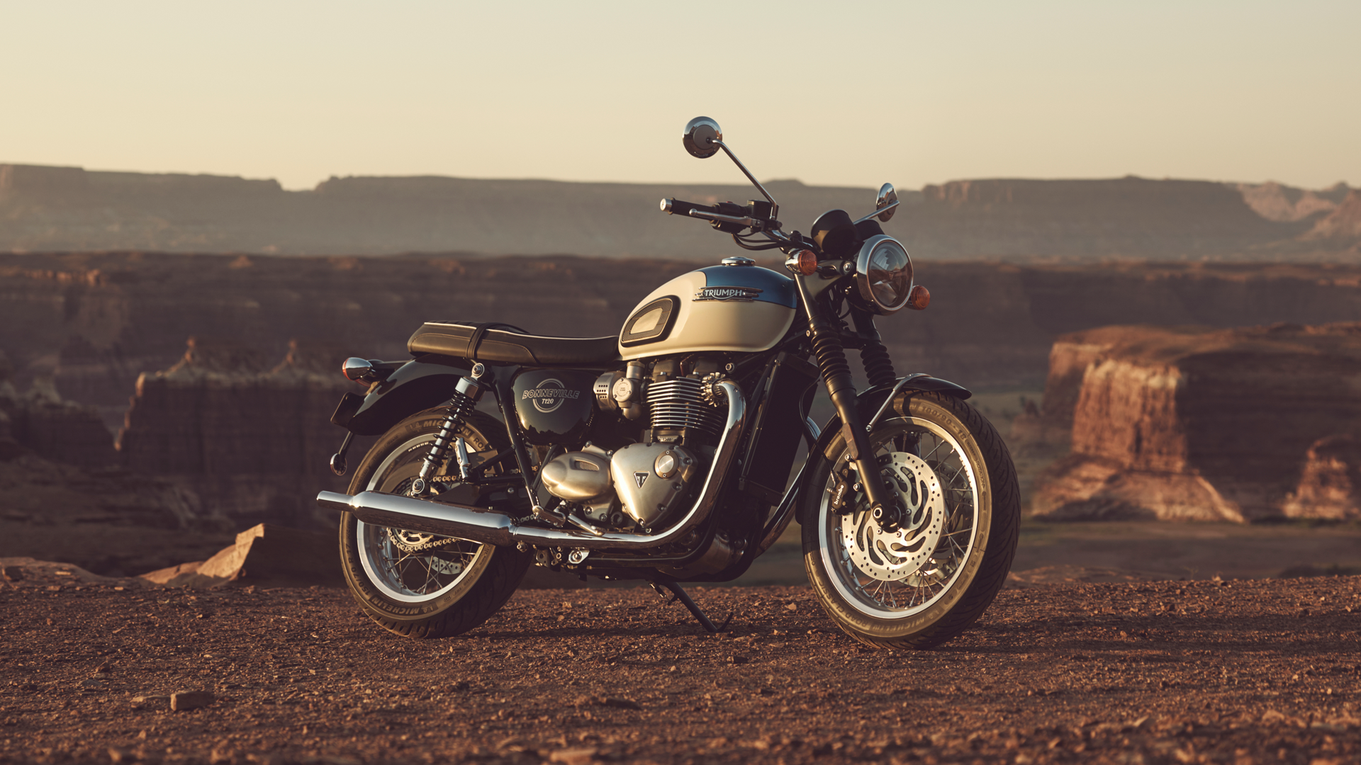 Triumph Bonneville T120 2025