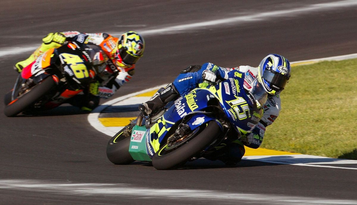 Sete Gibernau ganó con la Honda del Gresini ante Valentino Rossi en Sudáfrica 2003